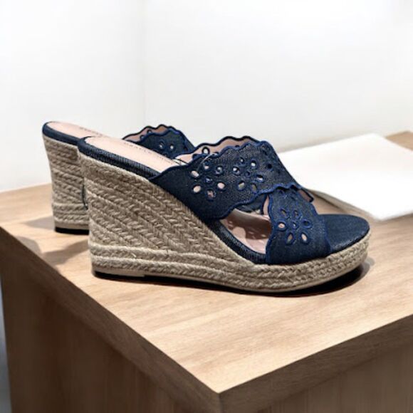 Draper James Ladies' Wedge Sandal Emily Navy Size 6 - Picture 5 of 6